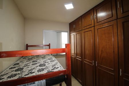 Quarto 2 de apartamento para alugar com 2 quartos, 52m² em Vila Santa Maria, São Paulo