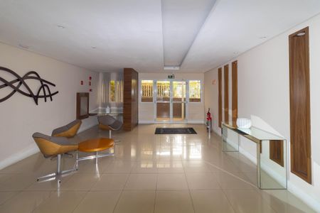 Apartamento à venda com 76m², 3 quartos e 1 vaga Apartamento à venda com 76m², 3 quartos e 1 vagaHall de entrada