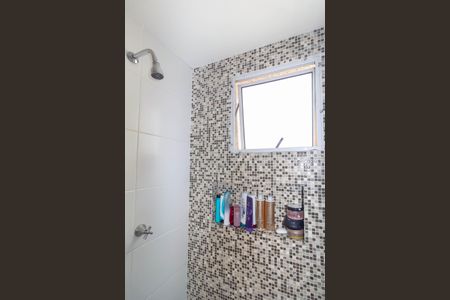 Apartamento à venda com 76m², 3 quartos e 1 vaga Apartamento à venda com 76m², 3 quartos e 1 vagaBanheiro da Suíte