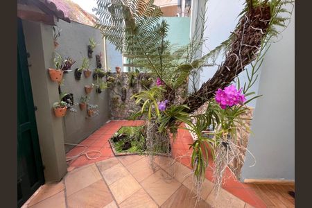 Casa à venda com 367m², 4 quartos e 5 vagas Casa à venda com 367m², 4 quartos e 5 vagasFoto 37