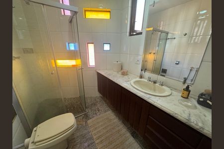 Casa à venda com 367m², 4 quartos e 5 vagas Casa à venda com 367m², 4 quartos e 5 vagasFoto 19