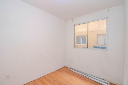 Quarto 1 de apartamento para alugar com 2 quartos, 42m² em Sarandi, Porto Alegre