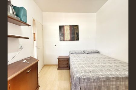 Apartamento à venda com 142m², 4 quartos e 2 vagas Apartamento à venda com 142m², 4 quartos e 2 vagasQuarto 3