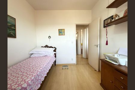 Apartamento à venda com 142m², 4 quartos e 2 vagas Apartamento à venda com 142m², 4 quartos e 2 vagasQuarto 2