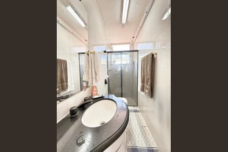 Apartamento à venda com 142m², 4 quartos e 2 vagas Apartamento à venda com 142m², 4 quartos e 2 vagasBanheiro da Suíte