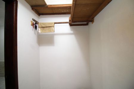 Casa à venda com 93m², 2 quartos e 1 vagaQuarto de Serviço