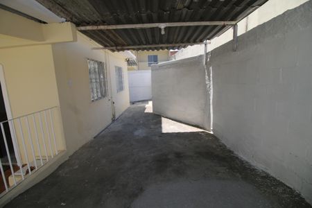 Casa à venda com 93m², 2 quartos e 1 vagaQuintal e Garagem