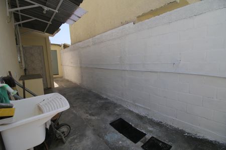 Casa à venda com 93m², 2 quartos e 1 vagaÁrea de Serviço