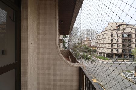 Varanda de apartamento para alugar com 3 quartos, 95m² em Jardim Las Palmas, Guarujá