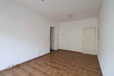 Sala de apartamento para alugar com 3 quartos, 95m² em Jardim Las Palmas, Guarujá