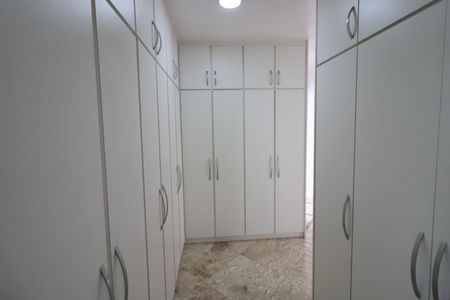 Apartamento à venda com 321m², 4 quartos e 5 vagasSuíte 1