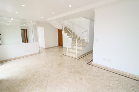 Apartamento à venda com 321m², 4 quartos e 5 vagasSala