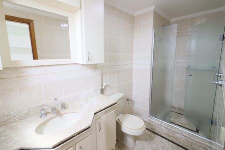 Apartamento à venda com 321m², 4 quartos e 5 vagasBanheiro da Suíte 2