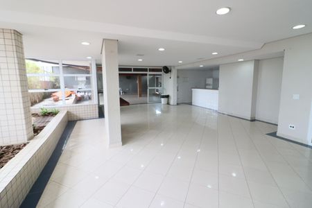 Apartamento à venda com 321m², 4 quartos e 5 vagasÁrea comum - Salão de festas