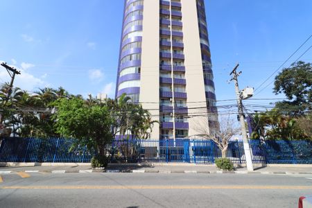 Apartamento à venda com 321m², 4 quartos e 5 vagasFachada e portaria