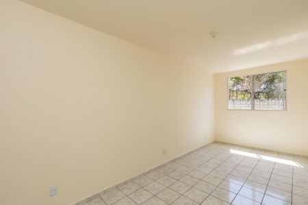 Sala de apartamento para alugar com 3 quartos, 62m² em Jaqueline, Belo Horizonte