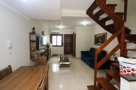 Casa de condomínio à venda com 95m², 2 quartos e 1 vagaSala
