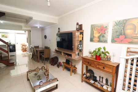 Casa de condomínio à venda com 95m², 2 quartos e 1 vagaSala