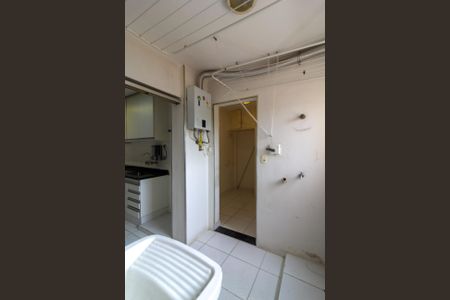 Apartamento à venda com 93m², 2 quartos e 2 vagas Apartamento à venda com 93m², 2 quartos e 2 vagasÁrea de Serviço