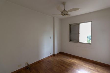 Apartamento à venda com 93m², 2 quartos e 2 vagas Apartamento à venda com 93m², 2 quartos e 2 vagasSuíte
