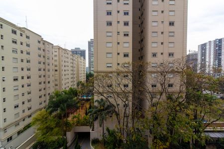 Apartamento à venda com 93m², 2 quartos e 2 vagas Apartamento à venda com 93m², 2 quartos e 2 vagasVaranda