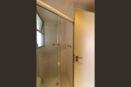 Apartamento à venda com 93m², 2 quartos e 2 vagas Apartamento à venda com 93m², 2 quartos e 2 vagasBanheiro Social