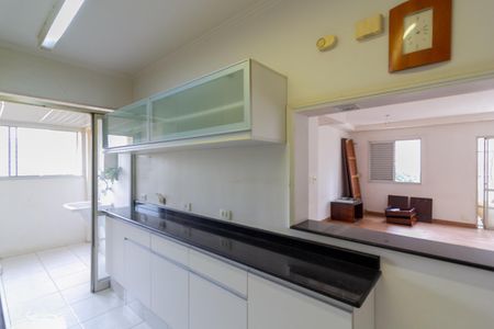 Apartamento à venda com 93m², 2 quartos e 2 vagas Apartamento à venda com 93m², 2 quartos e 2 vagasCozinha