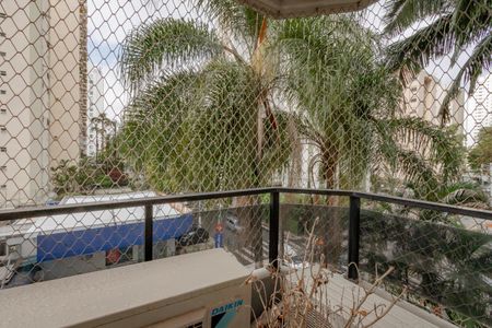 Apartamento à venda com 124m², 3 quartos e 2 vagas Apartamento à venda com 124m², 3 quartos e 2 vagasVaranda da Suíte 2