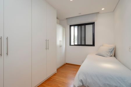 Apartamento à venda com 124m², 3 quartos e 2 vagas Apartamento à venda com 124m², 3 quartos e 2 vagasQuarto