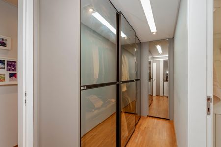 Apartamento à venda com 124m², 3 quartos e 2 vagas Apartamento à venda com 124m², 3 quartos e 2 vagasSuíte 1