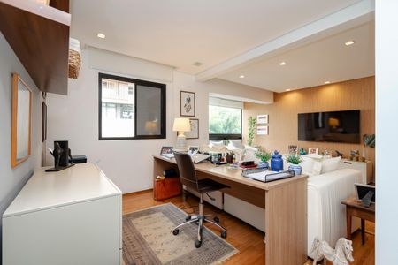 Apartamento à venda com 124m², 3 quartos e 2 vagas Apartamento à venda com 124m², 3 quartos e 2 vagasSala