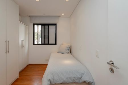 Apartamento à venda com 124m², 3 quartos e 2 vagas Apartamento à venda com 124m², 3 quartos e 2 vagasQuarto