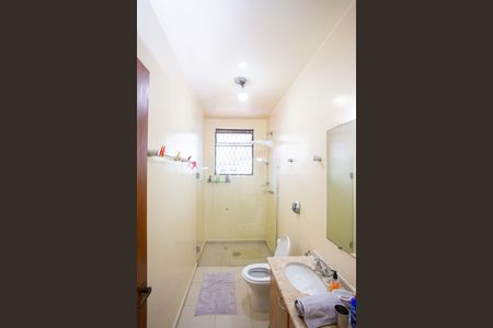 Casa à venda com 363m², 3 quartos e 3 vagasBanheiro da Suíte 1