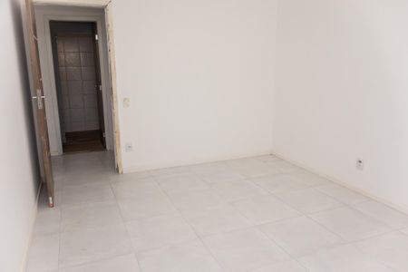 Casa de condomínio para alugar com 280m², 3 quartos e 4 vagas Casa de condomínio para alugar com 280m², 3 quartos e 4 vagasQuarto