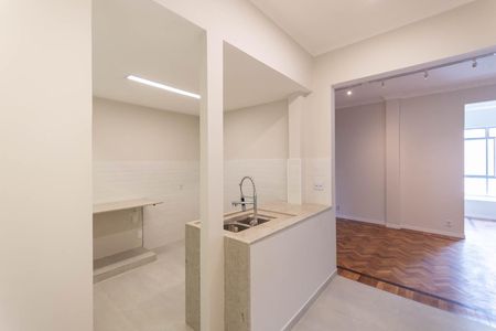Apartamento à venda com 75m², 2 quartos e 1 vagaCozinha e Área de Serviço