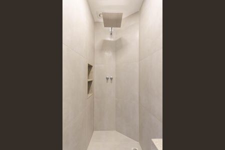 Apartamento à venda com 75m², 2 quartos e 1 vagaBanheiro Suíte 2