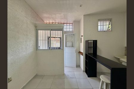 Quarto de casa para alugar com 0 quarto, 35m² em Santo Amaro, São Paulo