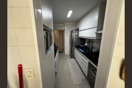 Apartamento à venda com 70m², 2 quartos e 1 vaga Apartamento à venda com 70m², 2 quartos e 1 vagaÁrea de Serviço