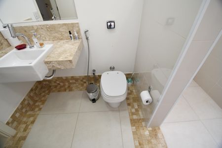 Casa de condomínio à venda com 620m², 5 quartos e 8 vagasBanheiro 5