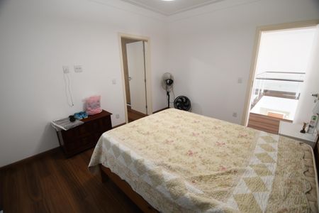 Casa de condomínio à venda com 620m², 5 quartos e 8 vagasQuarto Suíte 1