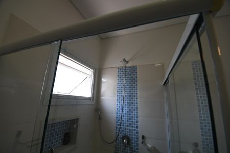 Casa de condomínio à venda com 620m², 5 quartos e 8 vagasBanheiro 1