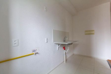 Apartamento para alugar com 42m², 2 quartos e sem vaga Apartamento para alugar com 42m², 2 quartos e sem vagaCozinha e Área de Serviço