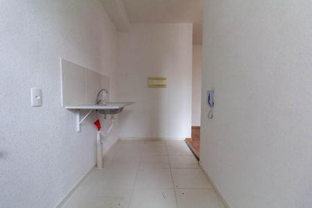 Apartamento para alugar com 42m², 2 quartos e sem vaga Apartamento para alugar com 42m², 2 quartos e sem vagaCozinha e Área de Serviço