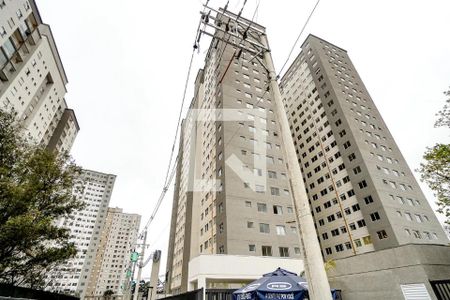 Apartamento para alugar com 42m², 2 quartos e sem vaga Apartamento para alugar com 42m², 2 quartos e sem vagaFachada