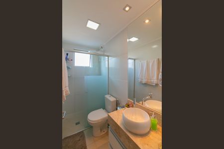 Apartamento à venda com 60m², 2 quartos e 2 vagasBanheiro