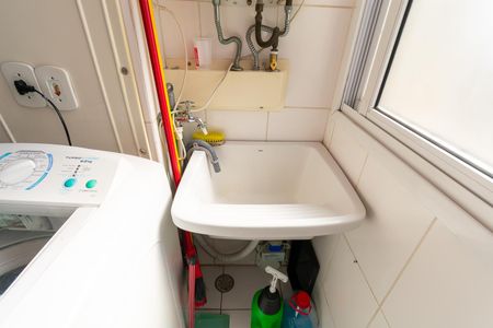 Apartamento à venda com 47m², 2 quartos e 1 vaga Apartamento à venda com 47m², 2 quartos e 1 vagaÁrea de Serviço