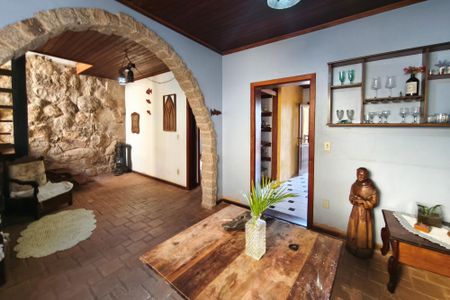 Sala de Estar de casa para alugar com 3 quartos, 400m² em Jardim São Vicente, Campinas