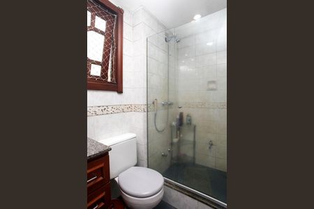 Apartamento à venda com 158m², 3 quartos e 2 vagasBanheiro da Suíte