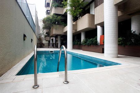 Apartamento à venda com 158m², 3 quartos e 2 vagasÁrea Comum - Piscina