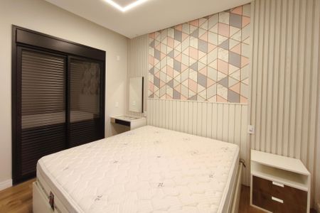 Casa de condomínio para alugar com 210m², 3 quartos e 4 vagas Casa de condomínio para alugar com 210m², 3 quartos e 4 vagas Suíte